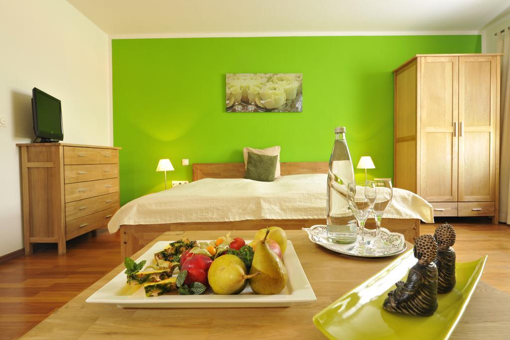 Hotel Dreimaedelhaus 에스페캄프미트워드 객실 사진