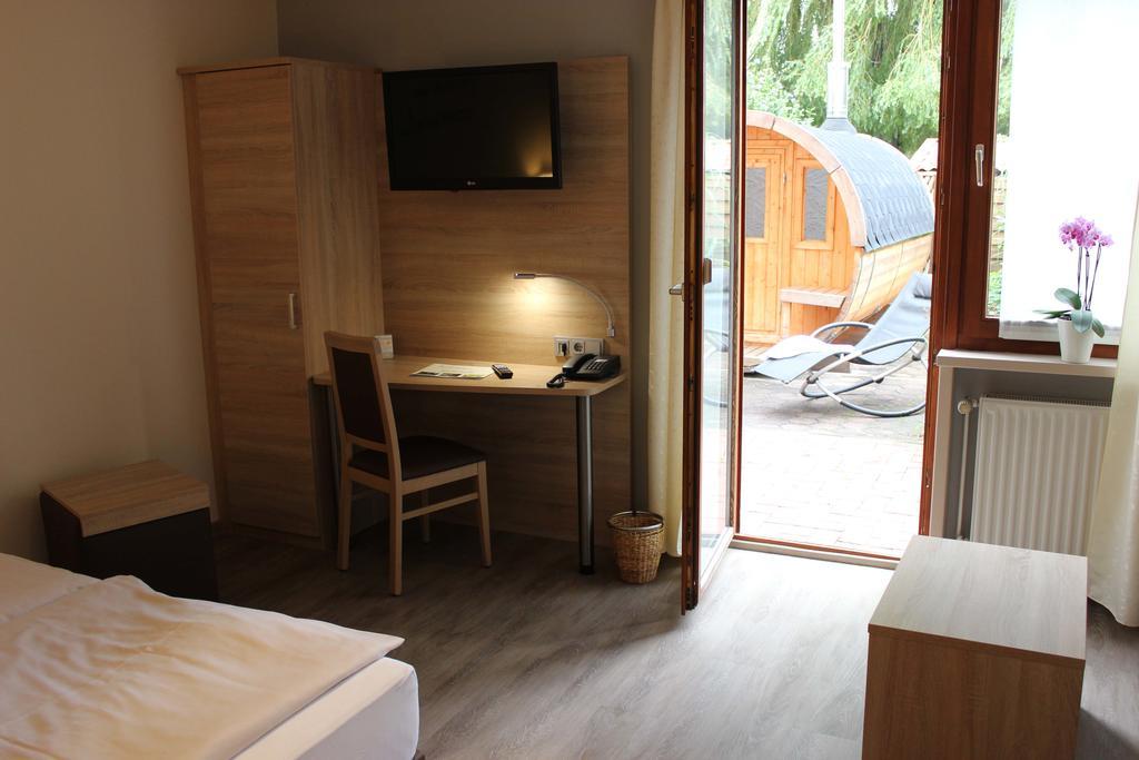 Hotel Dreimaedelhaus 에스페캄프미트워드 외부 사진