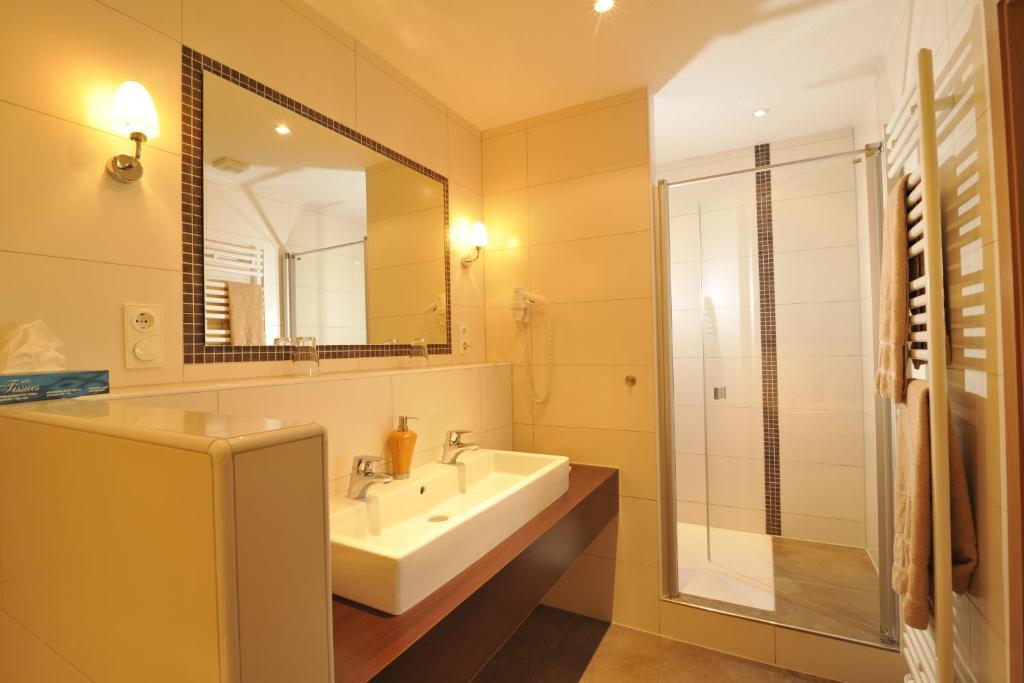 Hotel Dreimaedelhaus 에스페캄프미트워드 객실 사진